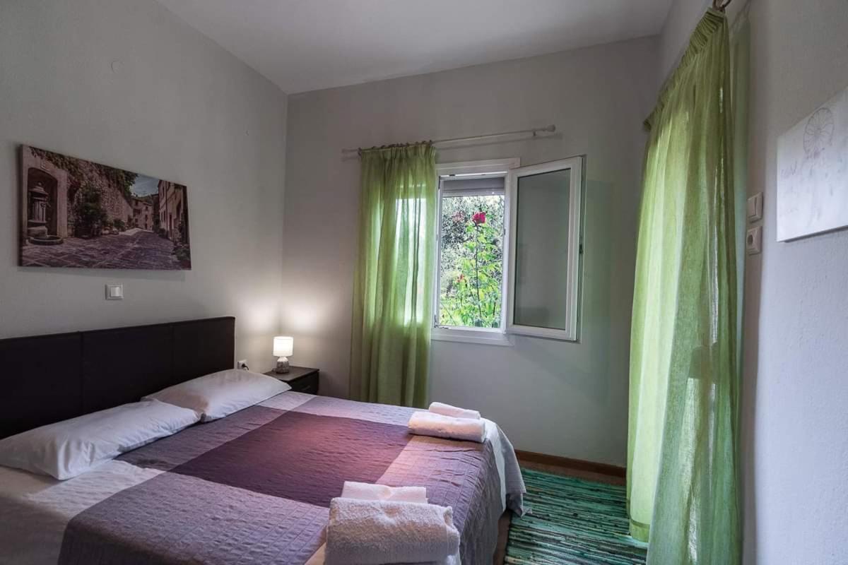 Mougkrasstudio Apartment Скала-Рахониу Екстериор снимка