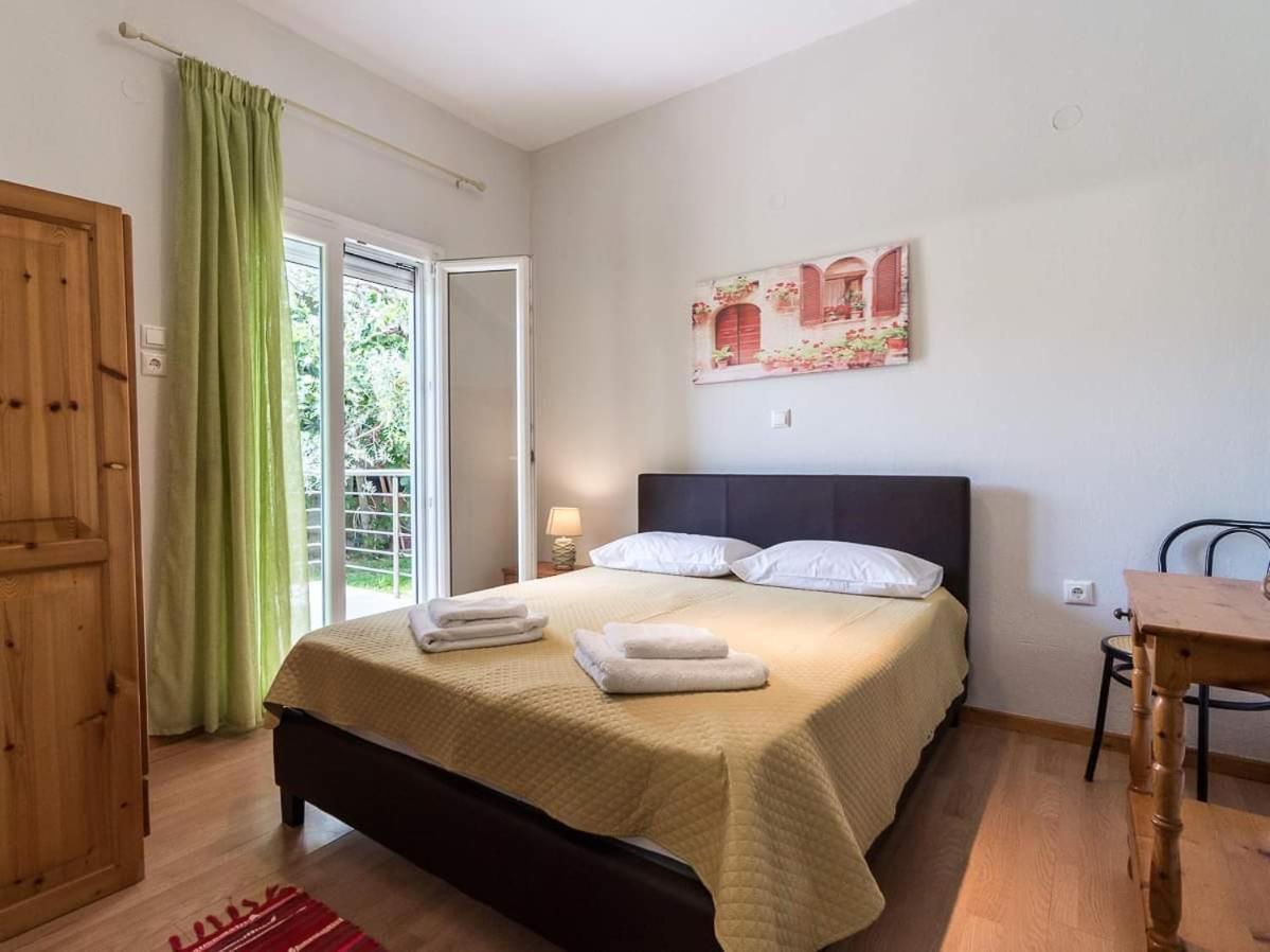 Mougkrasstudio Apartment Скала-Рахониу Екстериор снимка
