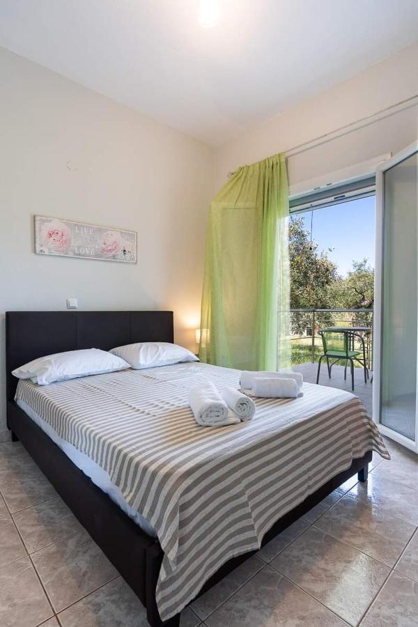 Mougkrasstudio Apartment Скала-Рахониу Екстериор снимка